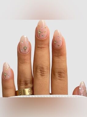 Sassy Saints - Milkyway Gel Nail Wraps – Nude Pink with Silver Stars